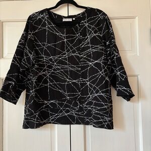 Habitat Black and White Lagenlook Patterned Blouse Statement Buttons Size Large